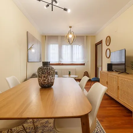 Olabeaga, Vivienda Turistica Urbana De Diseno Con Wifi Lejlighed